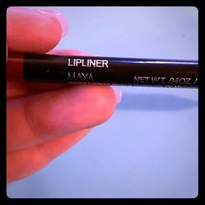 Ofra lip Linder shade MAYA
